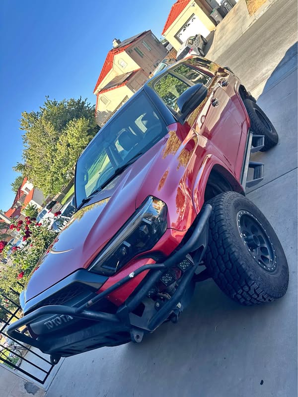 2014 Toyota 4Runner - SR5 Premium Sport Utility 4D