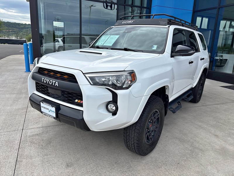 2020 Toyota 4Runner - Venture Sport Utility 4D