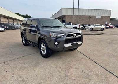 2016 Toyota 4Runner - SR5 Sport Utility 4D