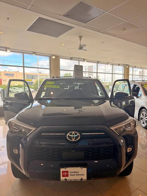 2023 Toyota 4Runner - SR5 Sport Utility 4D