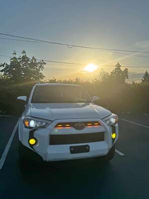 2016 Toyota 4Runner - SR5 Sport Utility 4D