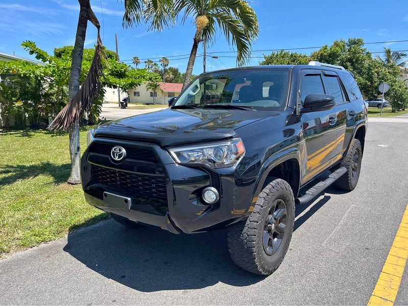 2017 Toyota 4Runner - Nightshade Special Edition Sport Utility 4D