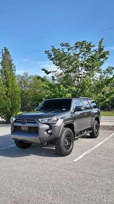 2022 Toyota 4Runner - SR5 Premium Sport Utility 4D