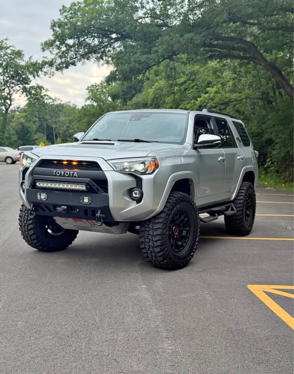 2021 Toyota 4Runner - TRD Off-Road Premium Sport Utility 4D