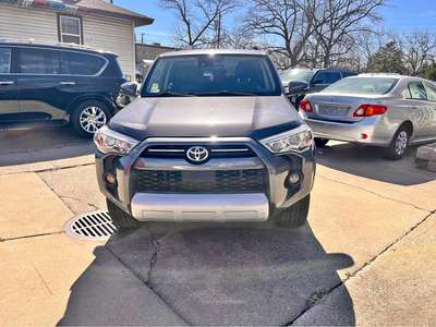 2021 Toyota 4Runner - SR5 Premium Sport Utility 4D