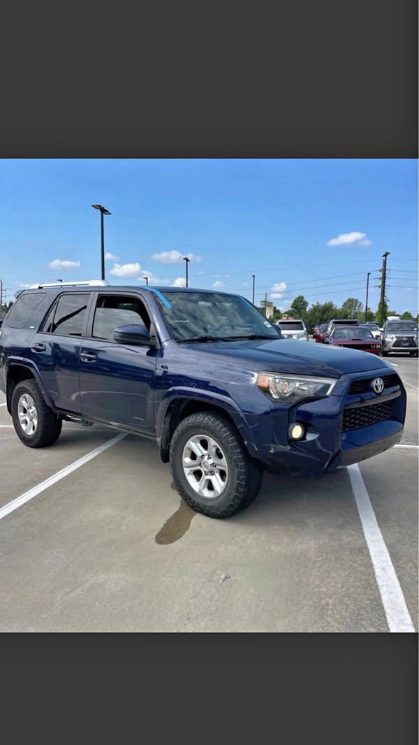2018 Toyota 4Runner - SR5 Premium Sport Utility 4D