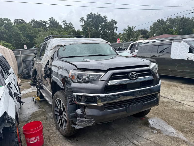 2022 Toyota 4Runner - Limited Sport Utility 4D