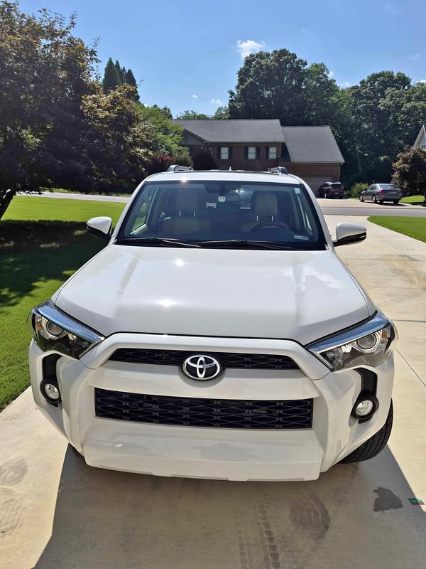 2019 Toyota 4Runner - SR5 Premium Sport Utility 4D