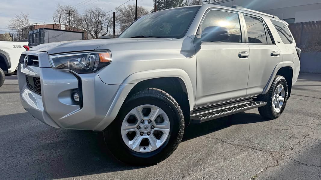 2022 Toyota 4Runner - SR5