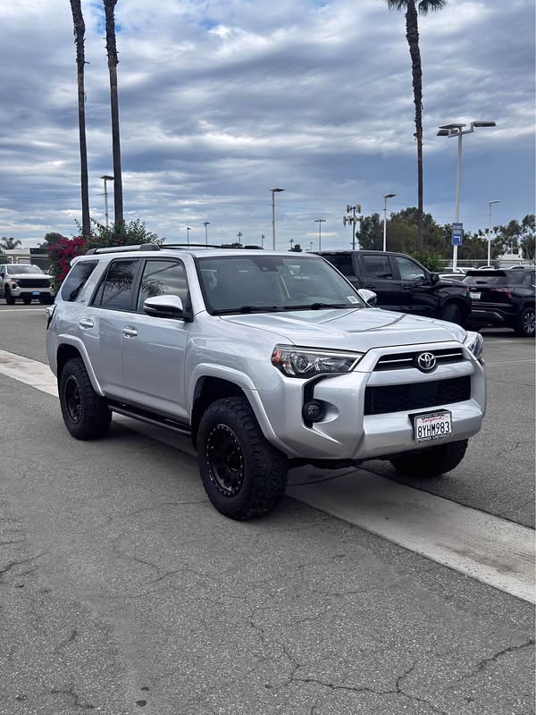 2021 Toyota 4Runner - SR5 Premium Sport Utility 4D