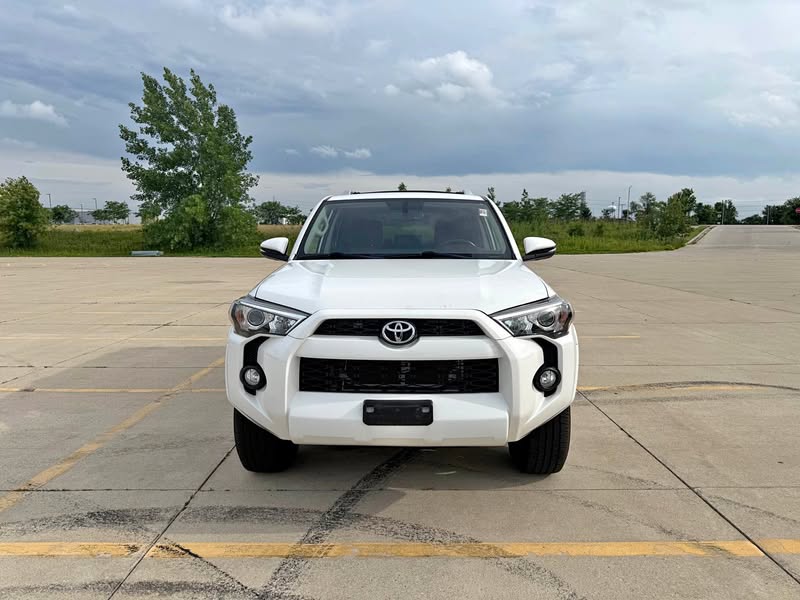 2017 Toyota 4Runner - SR5 Premium Sport Utility 4D