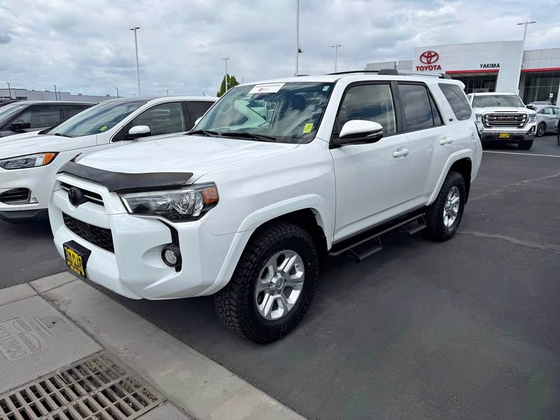 2020 Toyota 4Runner - SR5 Premium Sport Utility 4D