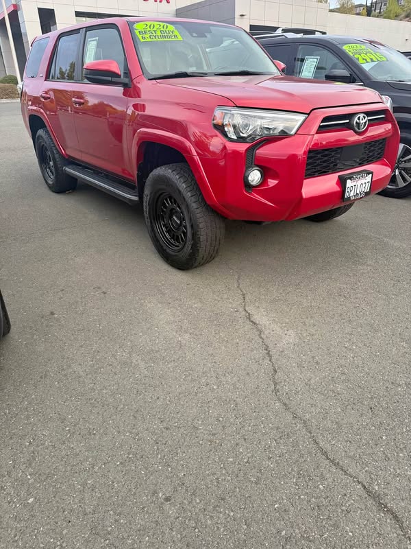 2020 Toyota 4Runner - SR5 Sport Utility 2D