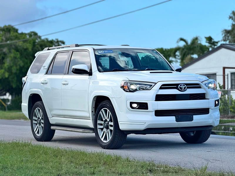 2022 Toyota 4Runner - Sport SUV 4D
