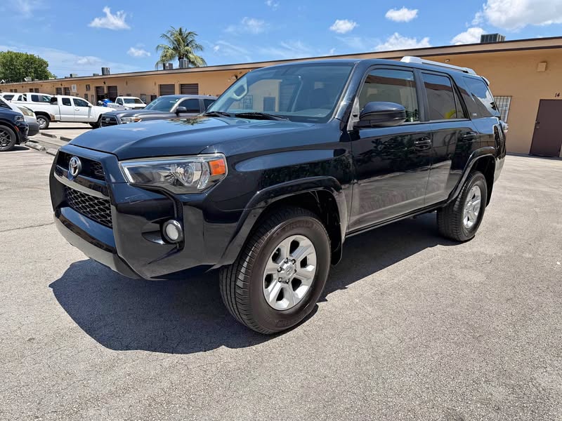 2015 Toyota 4Runner - SR5 Sport Utility 4D