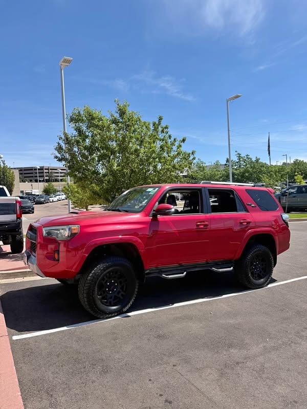 2017 Toyota 4Runner - TRD Off-Road Sport Utility 4D