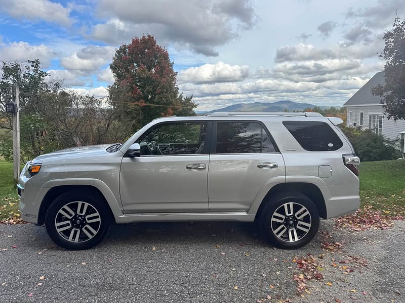 2015 Toyota 4Runner - Limited Sport Utility 4D