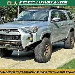 2021 Toyota 4RUNNER SR5 PREMIUM Rear wheel drive w\/ 4X4