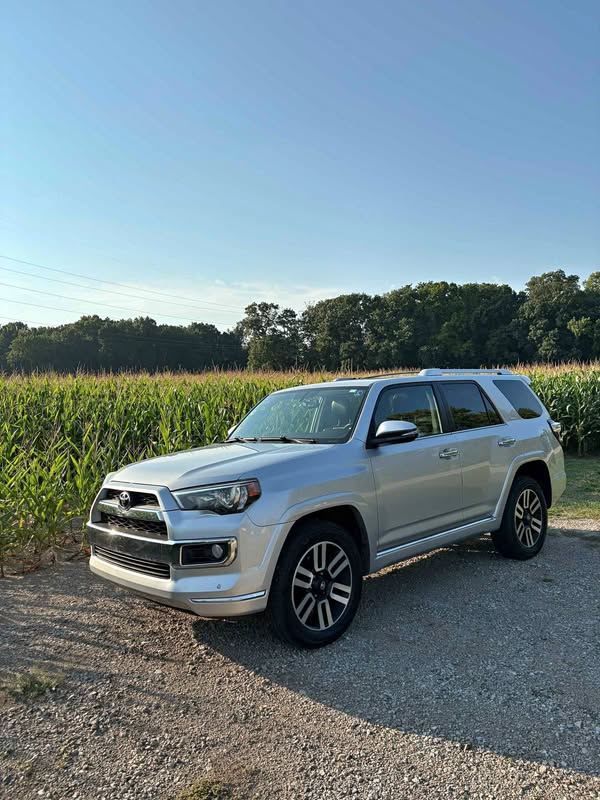 2014 Toyota 4Runner - Limited Sport Utility 4D