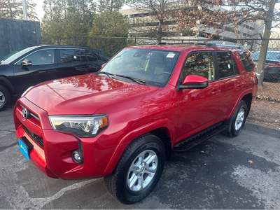 2022 Toyota 4Runner - SR5 Sport Utility 4D