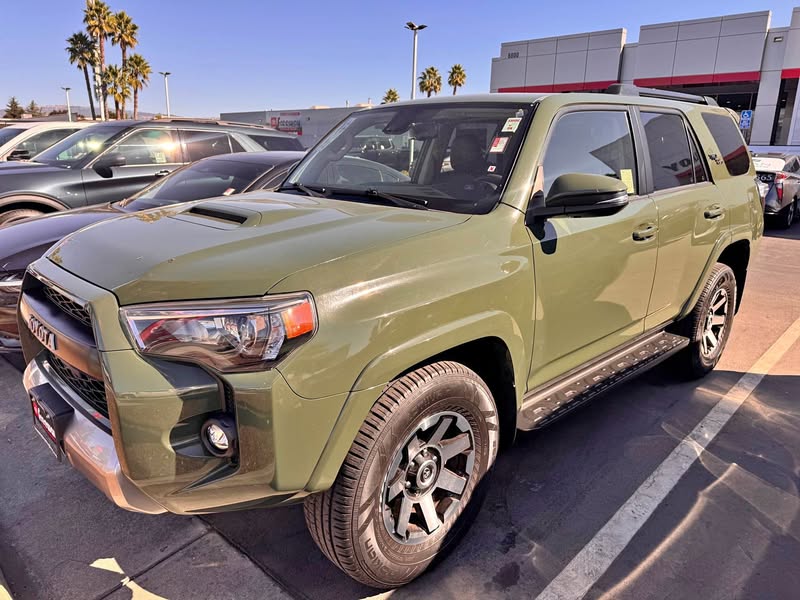 2022 Toyota 4Runner - TRD Off-Road Premium Sport Utility 4D