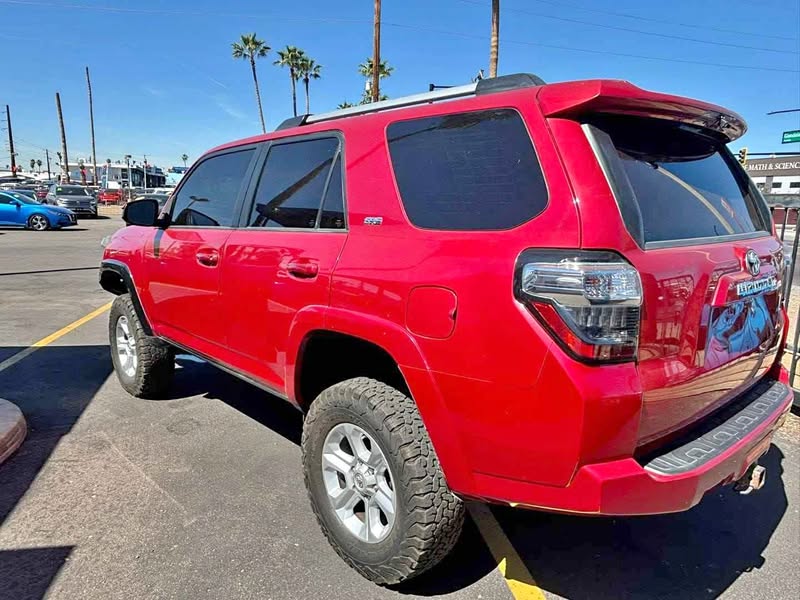 2016 Toyota 4Runner - SR5 Sport Utility 4D