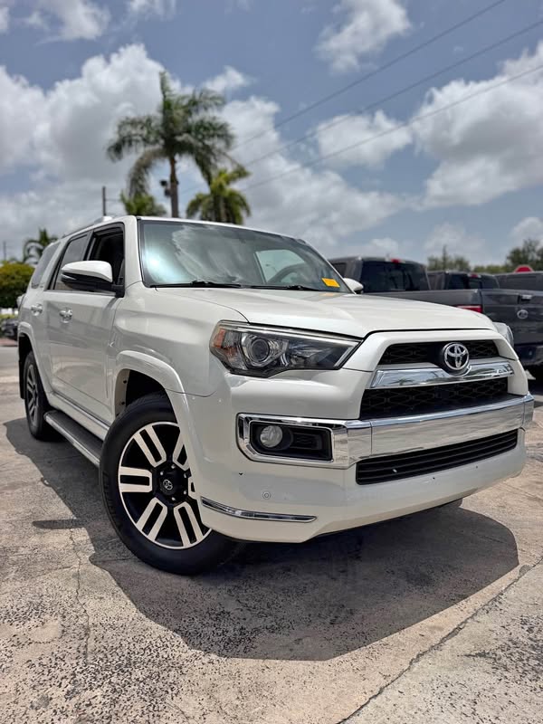 2018 Toyota 4Runner - Limited Sport Utility 4D