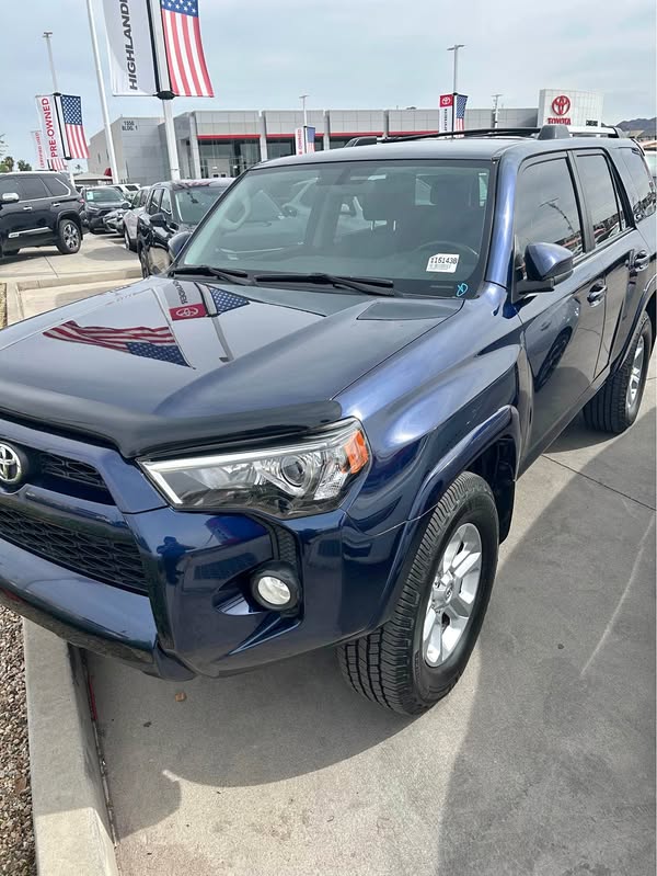 2019 Toyota 4Runner - SR5 Sport Utility 4D