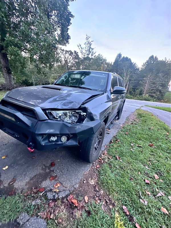 2019 Toyota 4Runner - TRD Off-Road Premium Sport Utility 4D
