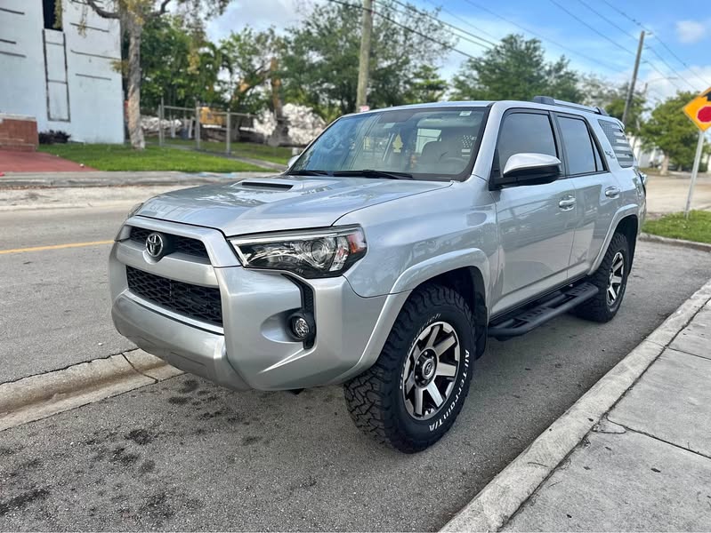 2018 Toyota 4Runner - Sport Utility 4D