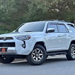2023 Toyota 4Runner TRD Off-Road Premium Sport Utility 4D