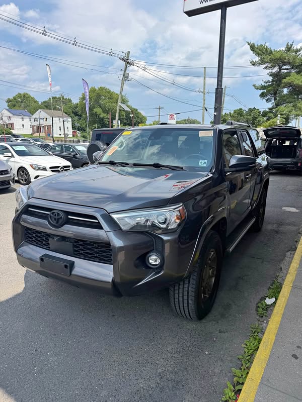 2023 Toyota 4Runner - SR5 Premium Sport Utility 4D