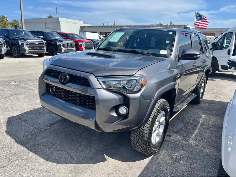 2019 Toyota 4Runner - SR5 Premium Sport Utility 4D