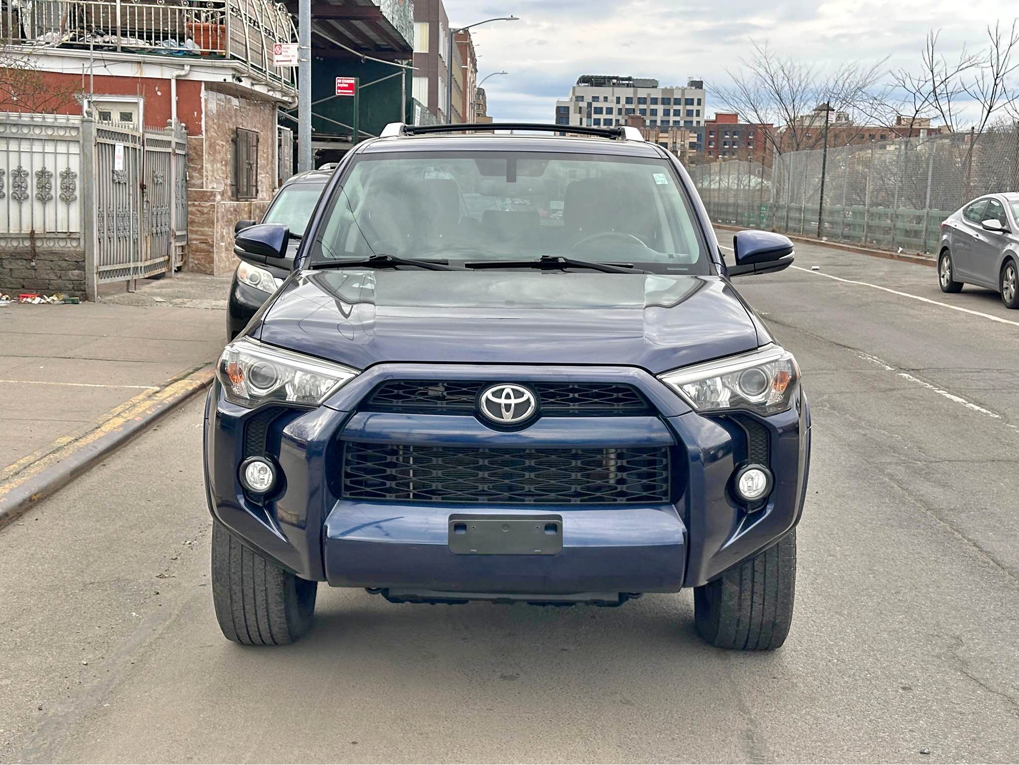 2017 Toyota 4Runner - SR5 Premium Sport Utility 4D