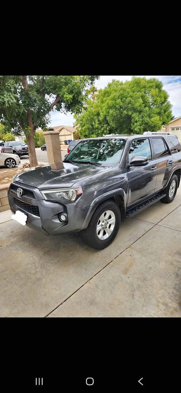 2015 Toyota 4Runner - Sport SUV 4D