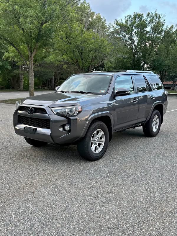2017 Toyota 4Runner - SR5 Premium Sport Utility 4D