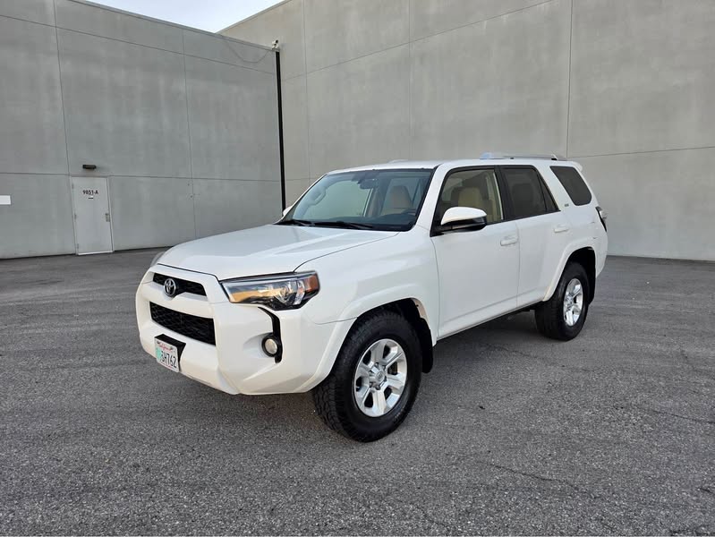 2015 Toyota 4Runner - SR5 Sport Utility 4D
