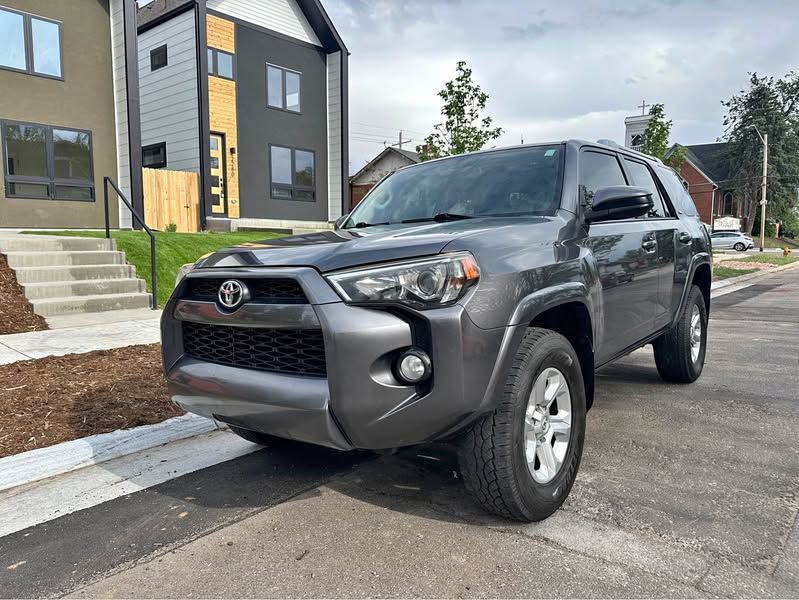 2015 Toyota 4Runner - SR5 Sport Utility 4D