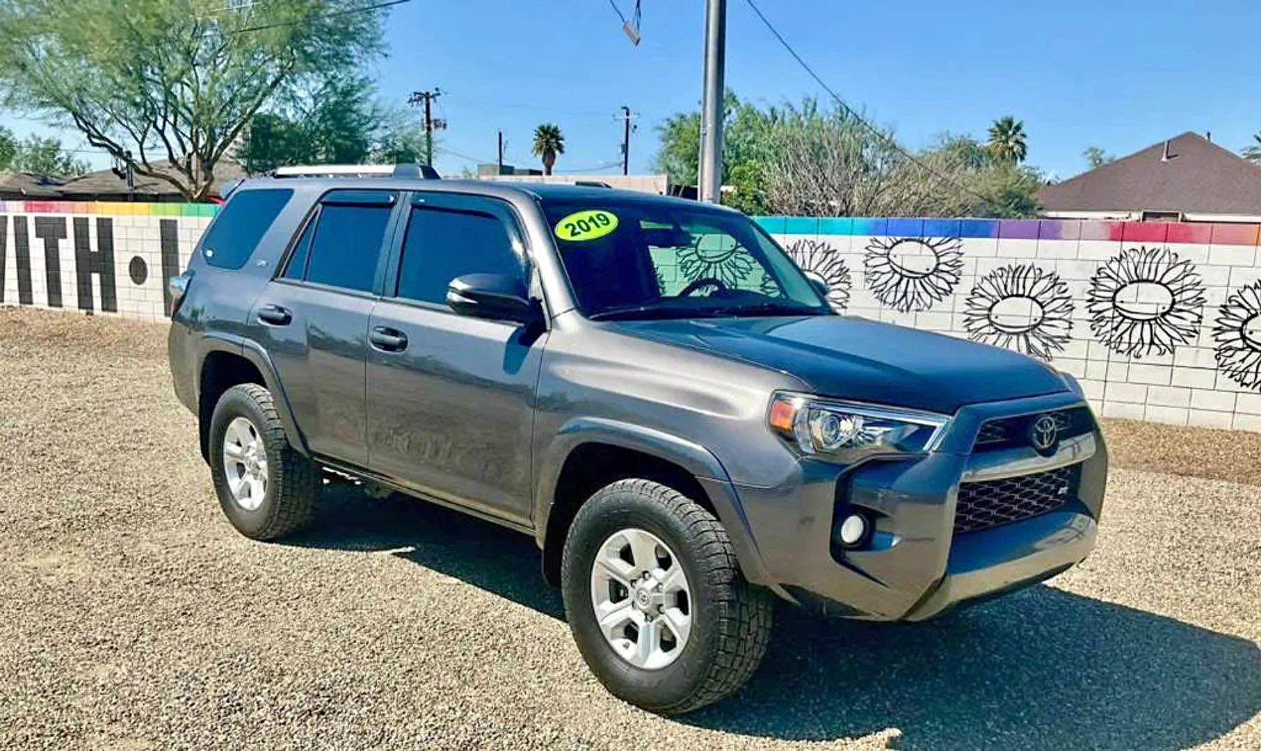 2019 Toyota 4Runner - SR5 Premium Sport Utility 4D