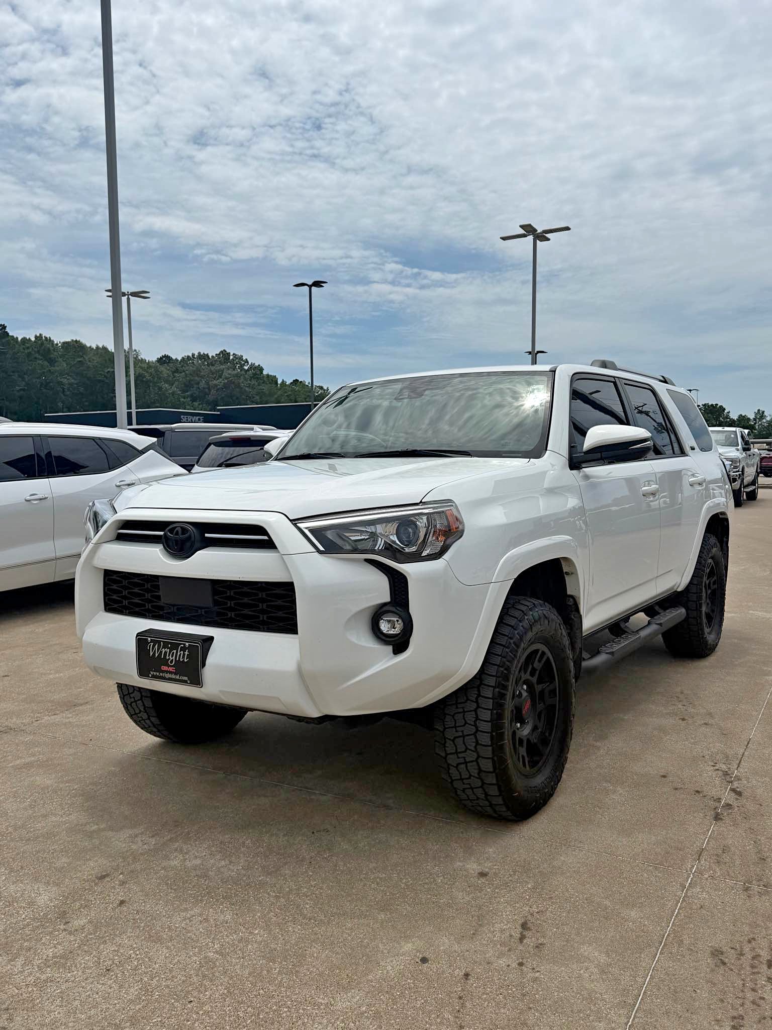 2022 Toyota 4Runner - SR5 Premium Sport Utility 4D
