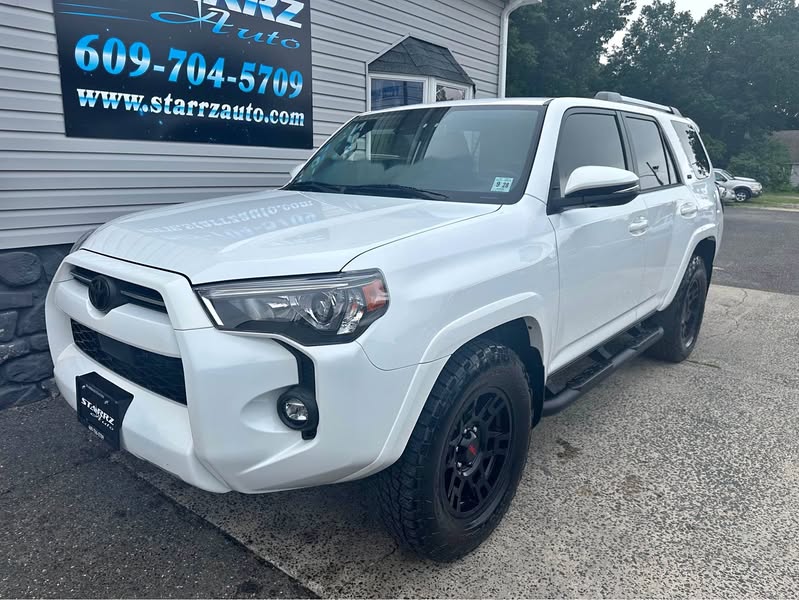 2023 Toyota 4Runner - SR5 Premium Sport Utility 4D