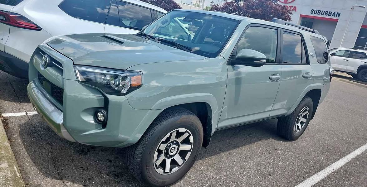 2023 Toyota 4Runner - TRD Off-Road Premium Sport Utility 4D