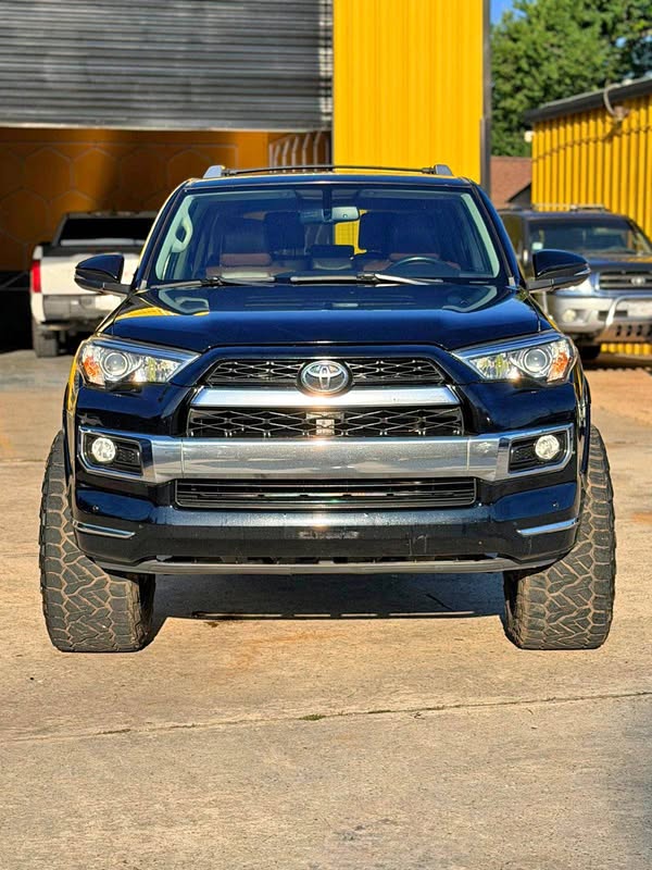 2018 Toyota 4Runner - Limited Sport Utility 4D
