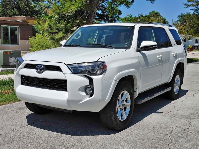 2019 Toyota 4Runner - SR5 Premium Sport Utility 4D