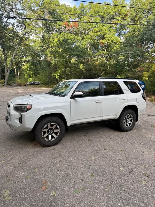 2023 Toyota 4Runner - TRD Off-Road Sport Utility 4D