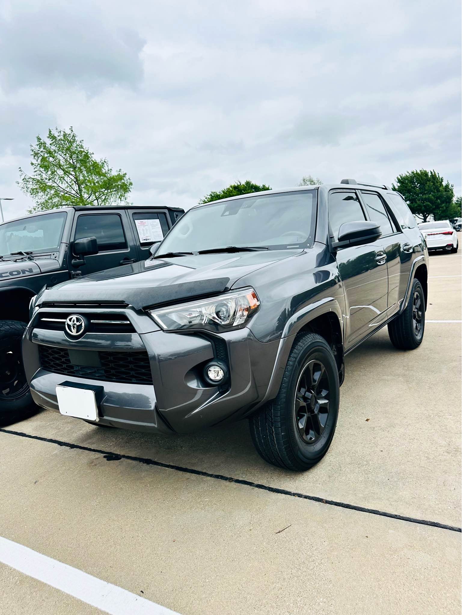 2023 Toyota 4Runner - SR5 Sport Utility 4D