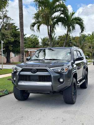 2022 Toyota 4Runner - SR5 Premium Sport Utility 4D