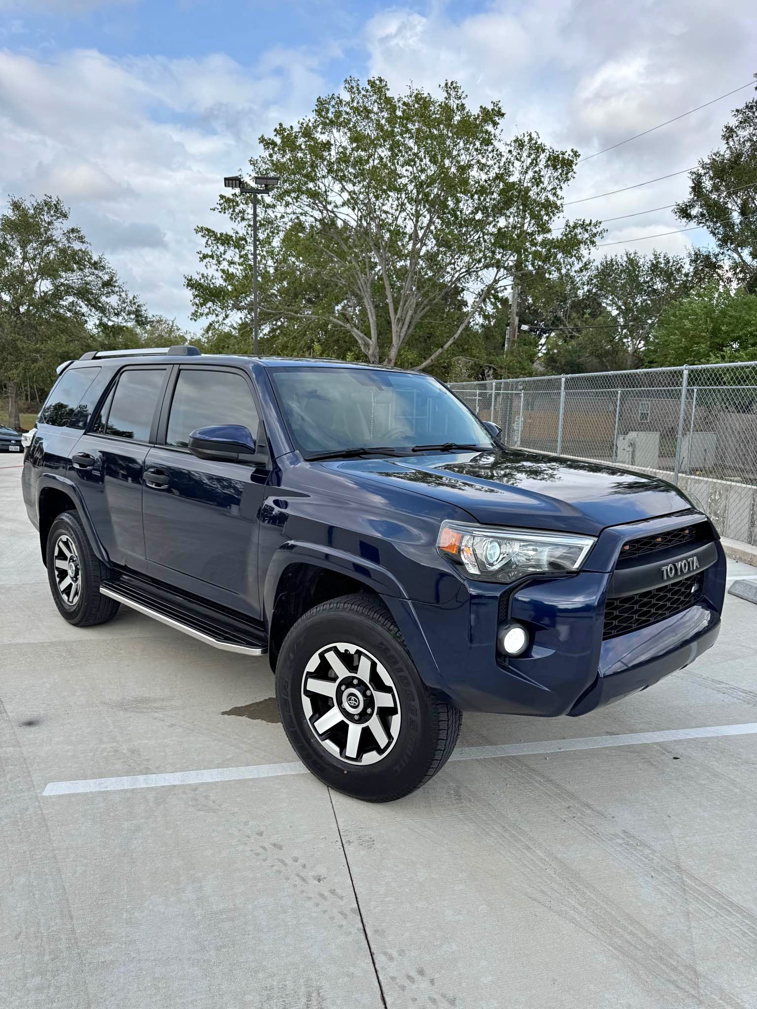 2019 Toyota 4Runner - SR5 Premium Sport Utility 4D