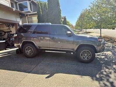 2015 Toyota 4Runner - SR5 Sport Utility 4D