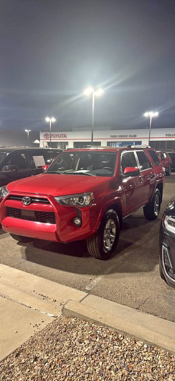 2024 Toyota 4Runner - SR5 Sport Utility 4D